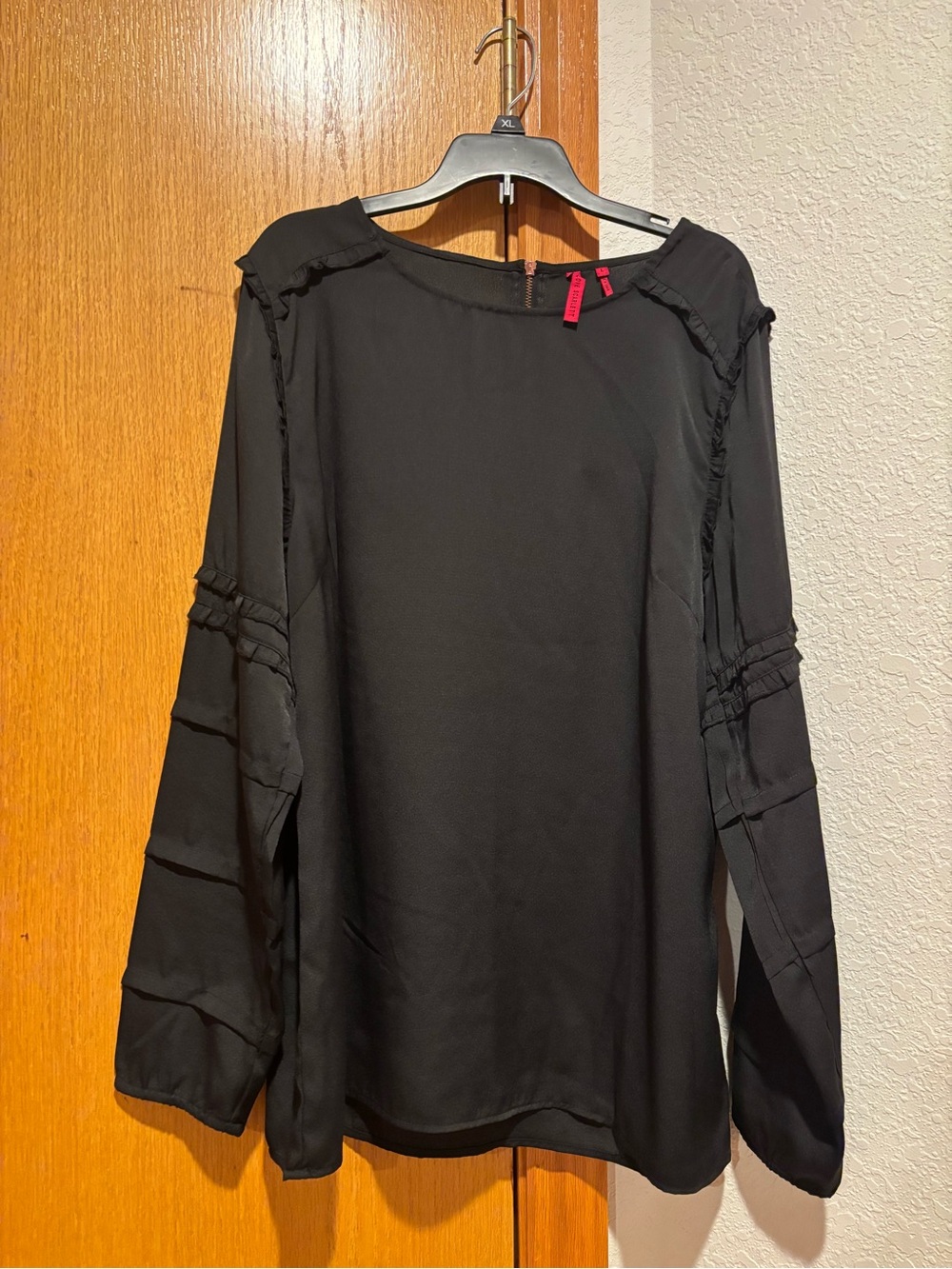 Women's Black Long-Sleeve Ruffle Detail Shirt
